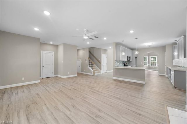 1885 Paragon Drive, Winston-salem, NC 27127