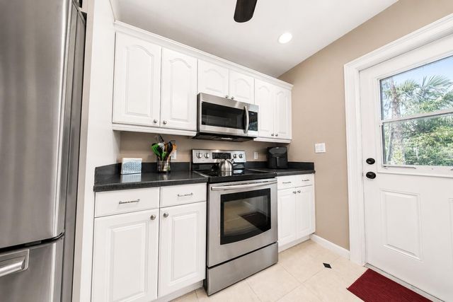 17285 Sapp Place, Jupiter, FL 33458