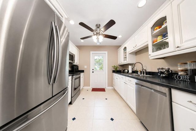 17285 Sapp Place, Jupiter, FL 33458