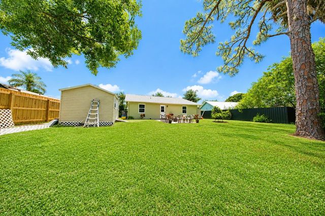 17285 Sapp Place, Jupiter, FL 33458