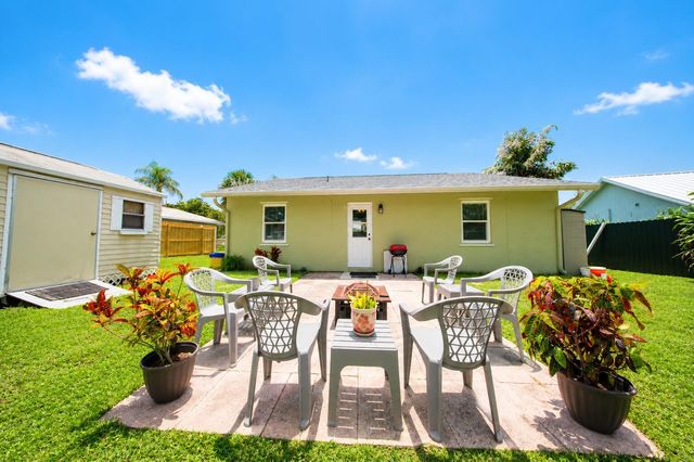 17285 Sapp Place, Jupiter, FL 33458