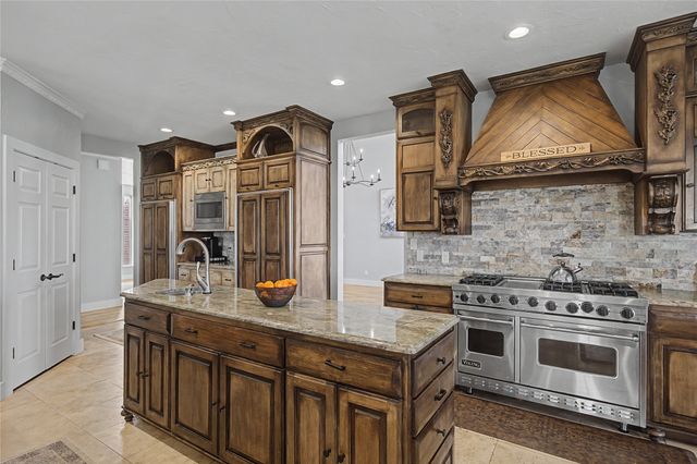 113 Club House Drive, Weatherford, TX 76087