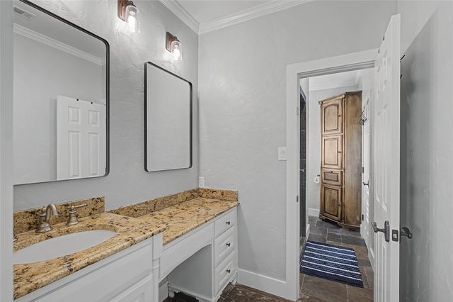 113 Club House Drive, Weatherford, TX 76087