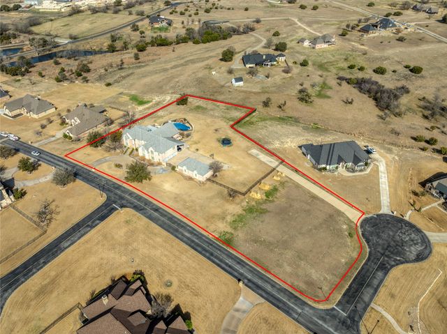 113 Club House Drive, Weatherford, TX 76087