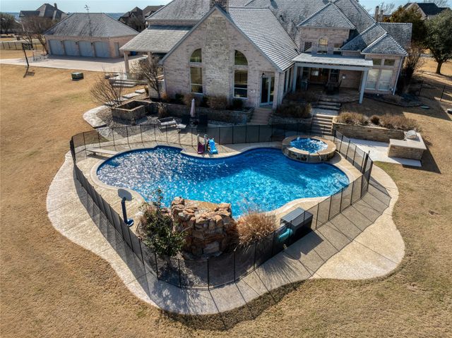 113 Club House Drive, Weatherford, TX 76087