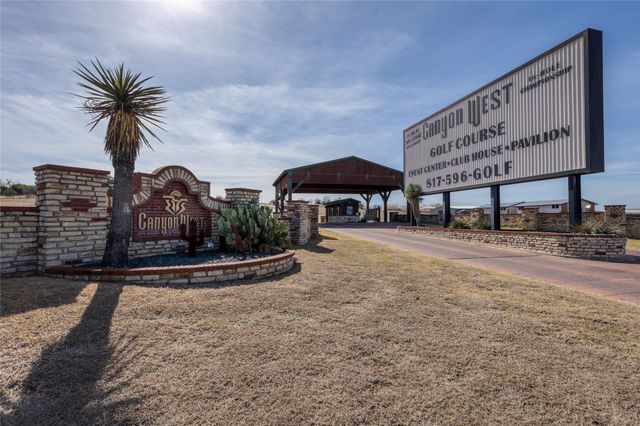 113 Club House Drive, Weatherford, TX 76087