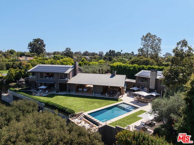 859 Woodacres Road, Santa Monica, CA 90402