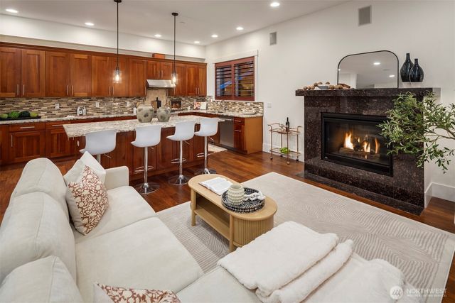 14424 SE 17th Street, Bellevue, WA 98007