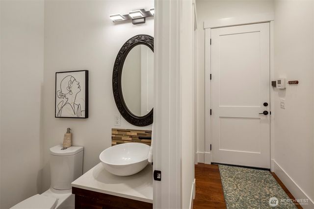 14424 SE 17th Street, Bellevue, WA 98007