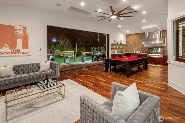 14424 SE 17th Street, Bellevue, WA 98007