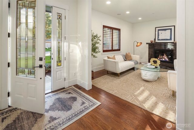 14424 SE 17th Street, Bellevue, WA 98007