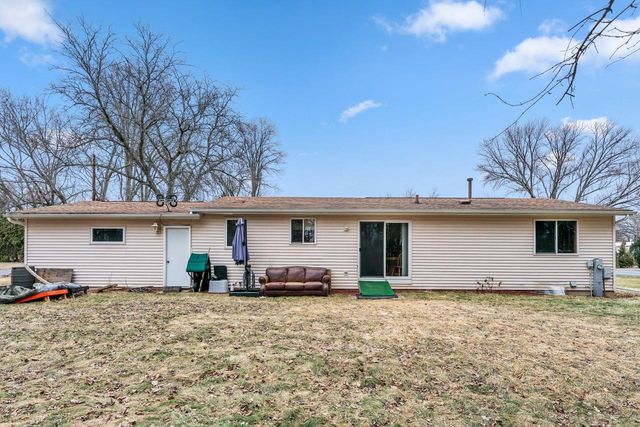 N1191 Walworth STREET, Genoa City, WI 53128