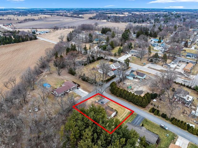 N1191 Walworth STREET, Genoa City, WI 53128