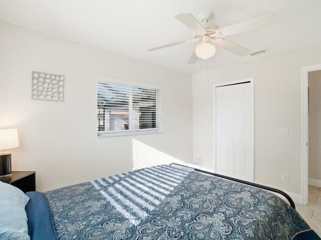 32 9th AVE, Cape Coral, FL 33909