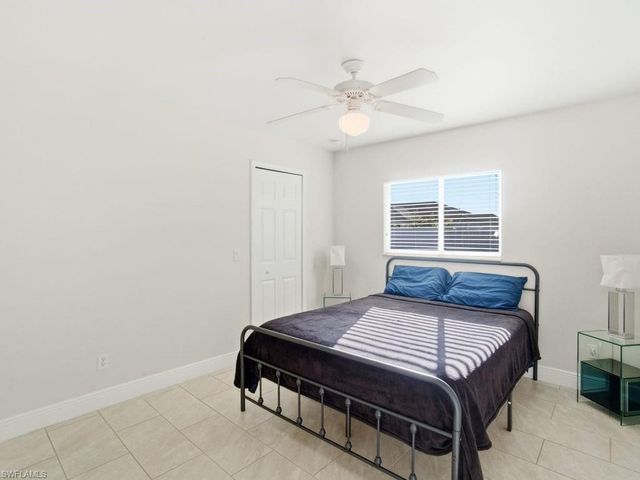 32 9th AVE, Cape Coral, FL 33909