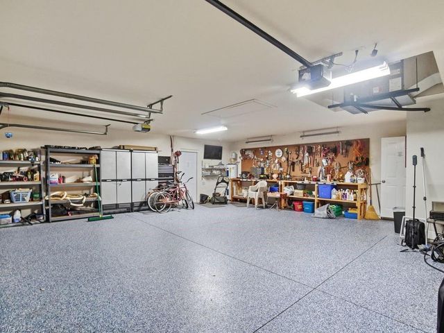 32 9th AVE, Cape Coral, FL 33909