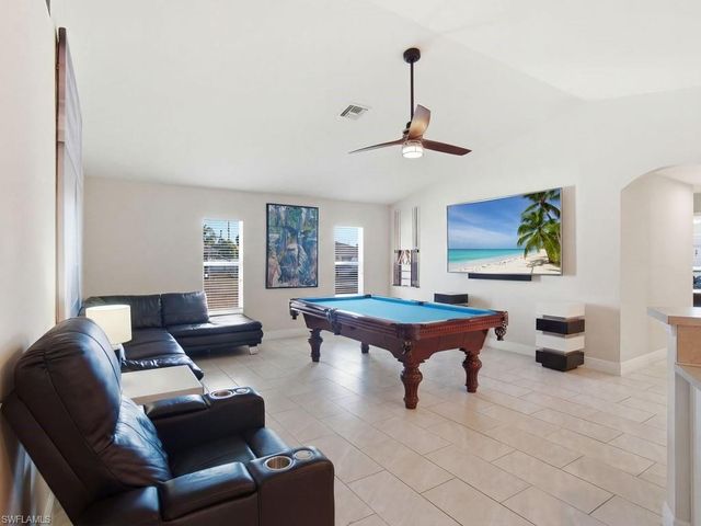 32 9th AVE, Cape Coral, FL 33909