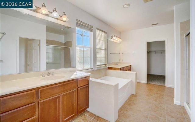 5660 Vista Drive, Richmond, CA 94806