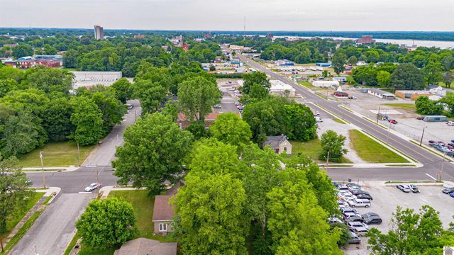 624 Husbands St., Paducah, KY 42003