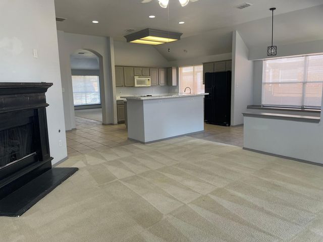 4820 Thames Drive, Grand Prairie, TX 75052