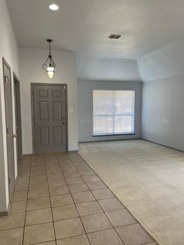 4820 Thames Drive, Grand Prairie, TX 75052