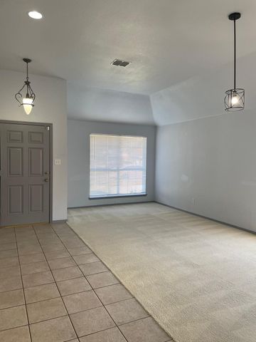 4820 Thames Drive, Grand Prairie, TX 75052