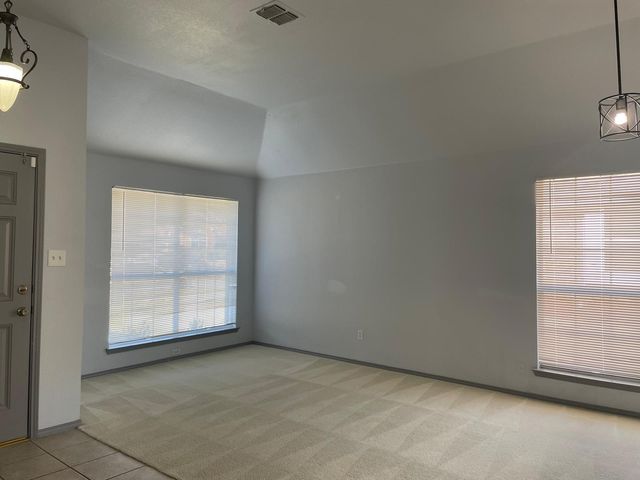 4820 Thames Drive, Grand Prairie, TX 75052