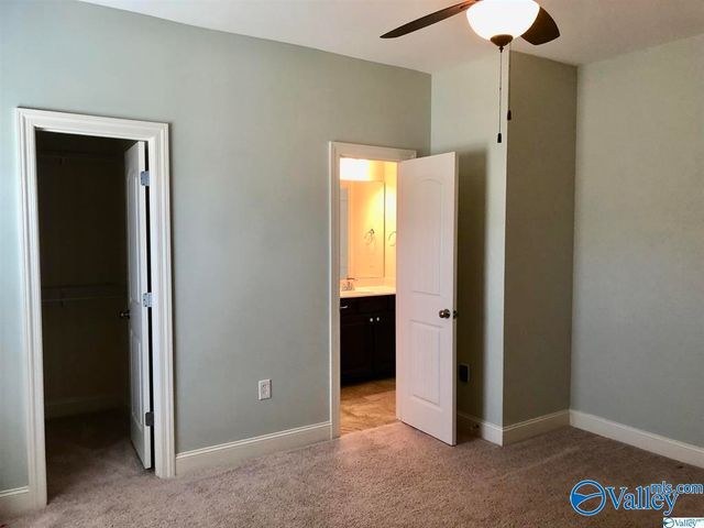 7505 Grayhawk Court, Owens Cross Roads, AL 35763