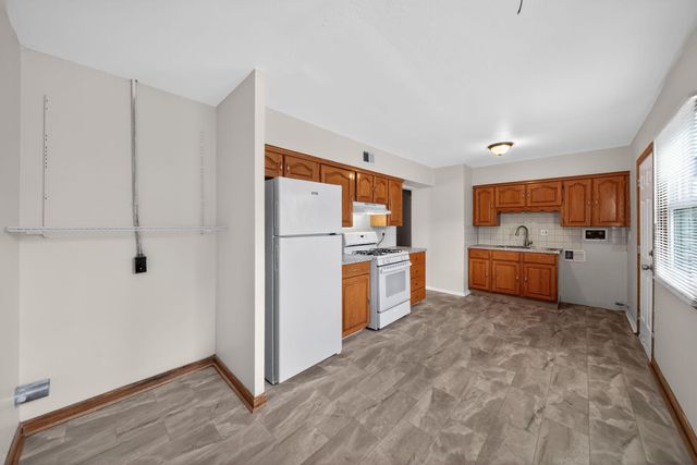 4005 RAWLINS Drive, Council Bluffs, IA 51501