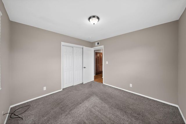 4005 RAWLINS Drive, Council Bluffs, IA 51501