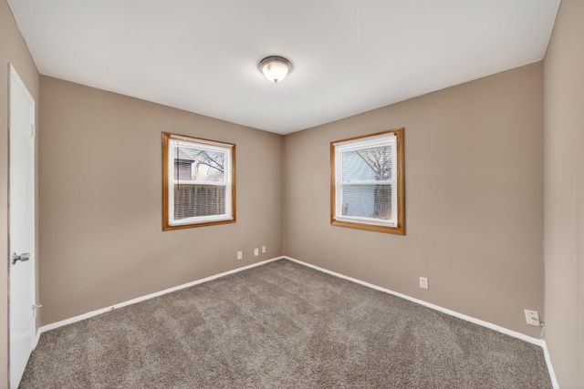 4005 RAWLINS Drive, Council Bluffs, IA 51501