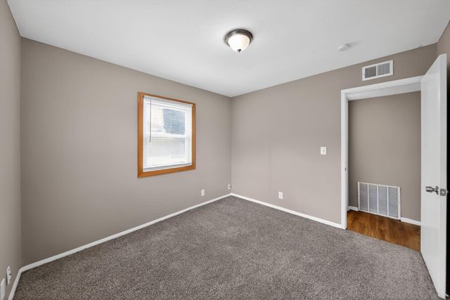 4005 RAWLINS Drive, Council Bluffs, IA 51501