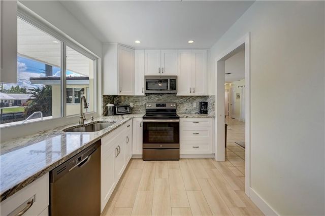 840 SW 7TH Street, Boca Raton, FL 33486