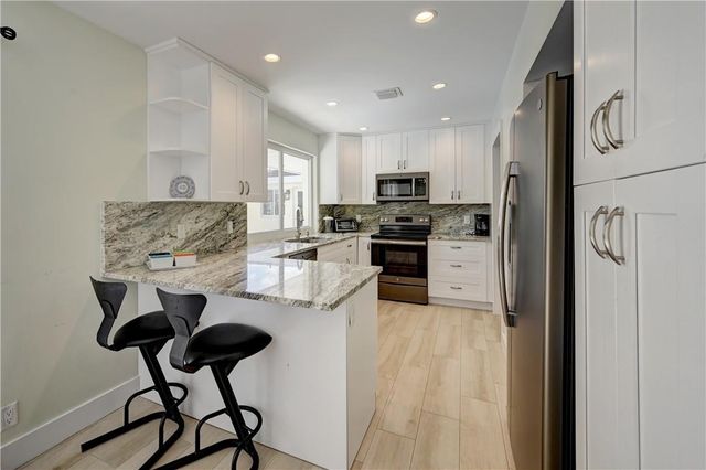 840 SW 7TH Street, Boca Raton, FL 33486