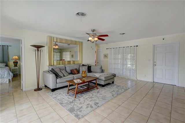 840 SW 7TH Street, Boca Raton, FL 33486