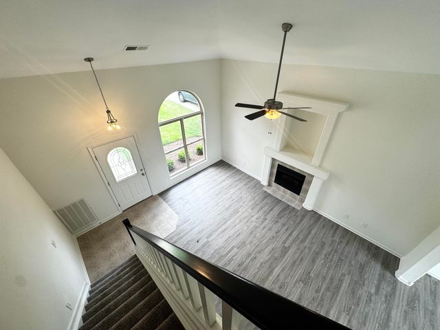 409 Ella Rae Lane, Lexington, KY 40511