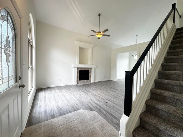 409 Ella Rae Lane, Lexington, KY 40511