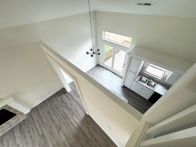 409 Ella Rae Lane, Lexington, KY 40511