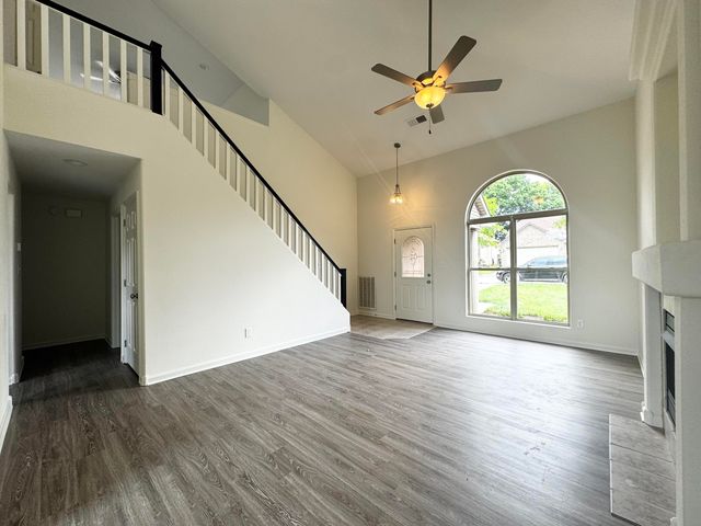 409 Ella Rae Lane, Lexington, KY 40511