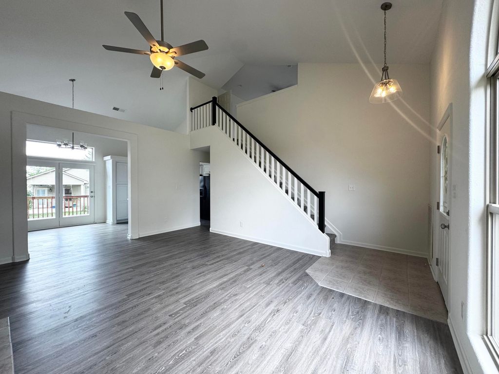 409 Ella Rae Lane, Lexington, KY 40511