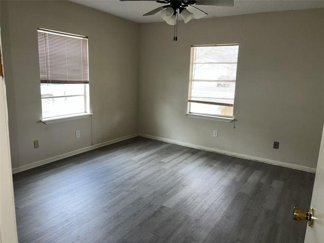 380 Governors Hogg Drive, Point Blank, TX 77364