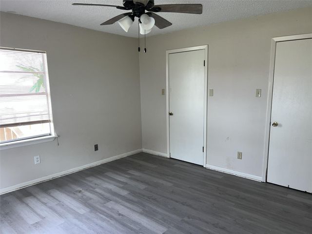 380 Governors Hogg Drive, Point Blank, TX 77364