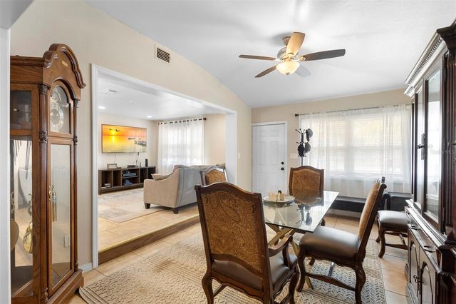 389 PARK AVENUE, Orange City, FL 32763