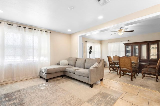 389 PARK AVENUE, Orange City, FL 32763