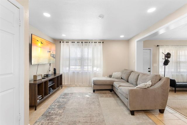 389 PARK AVENUE, Orange City, FL 32763