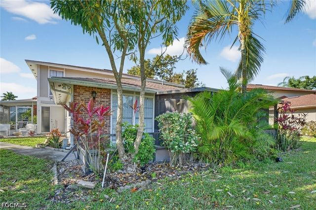 3351 Royal Canadian TRCE 1, Fort Myers, FL 33907