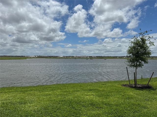 19140 SCALLOP LOOP 107, Bradenton, FL 34211