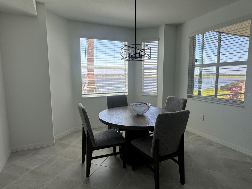 Image 5 of property listing at 19140 SCALLOP LOOP 107, Bradenton, FL 34211