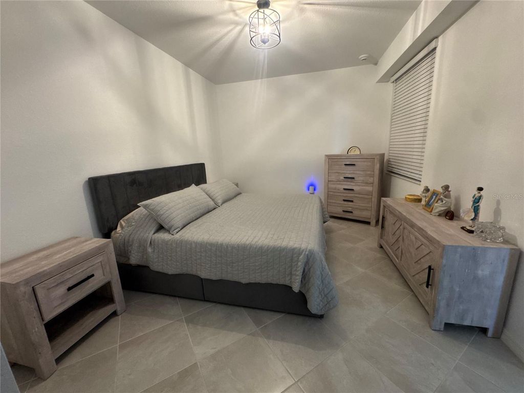 Image 8 of property listing at 19140 SCALLOP LOOP 107, Bradenton, FL 34211