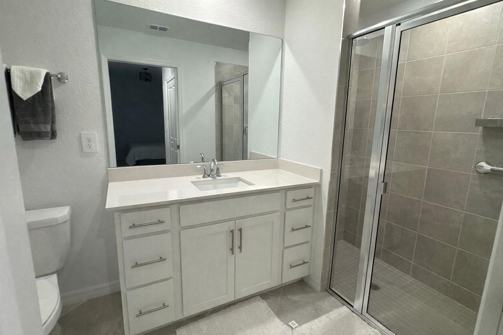 Image 9 of property listing at 19140 SCALLOP LOOP 107, Bradenton, FL 34211